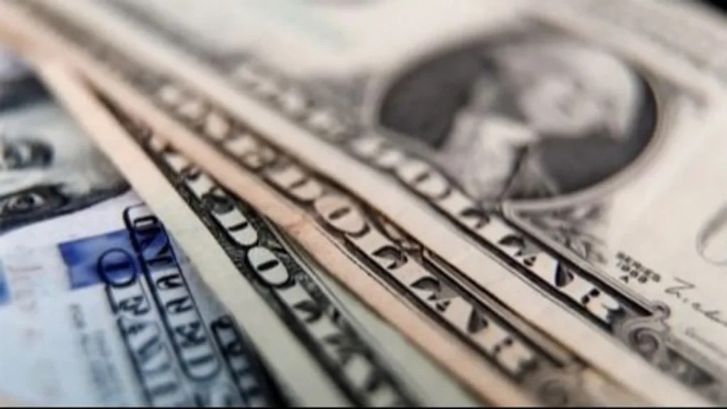 Dólar hoy: cotizaciones al cierre del martes 22 de abril